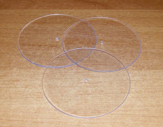 Figura 2: I tre dischi di plexiglass per il rotore.