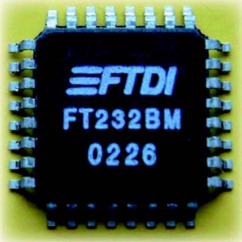 Figura 1: il chip FT232BM.
