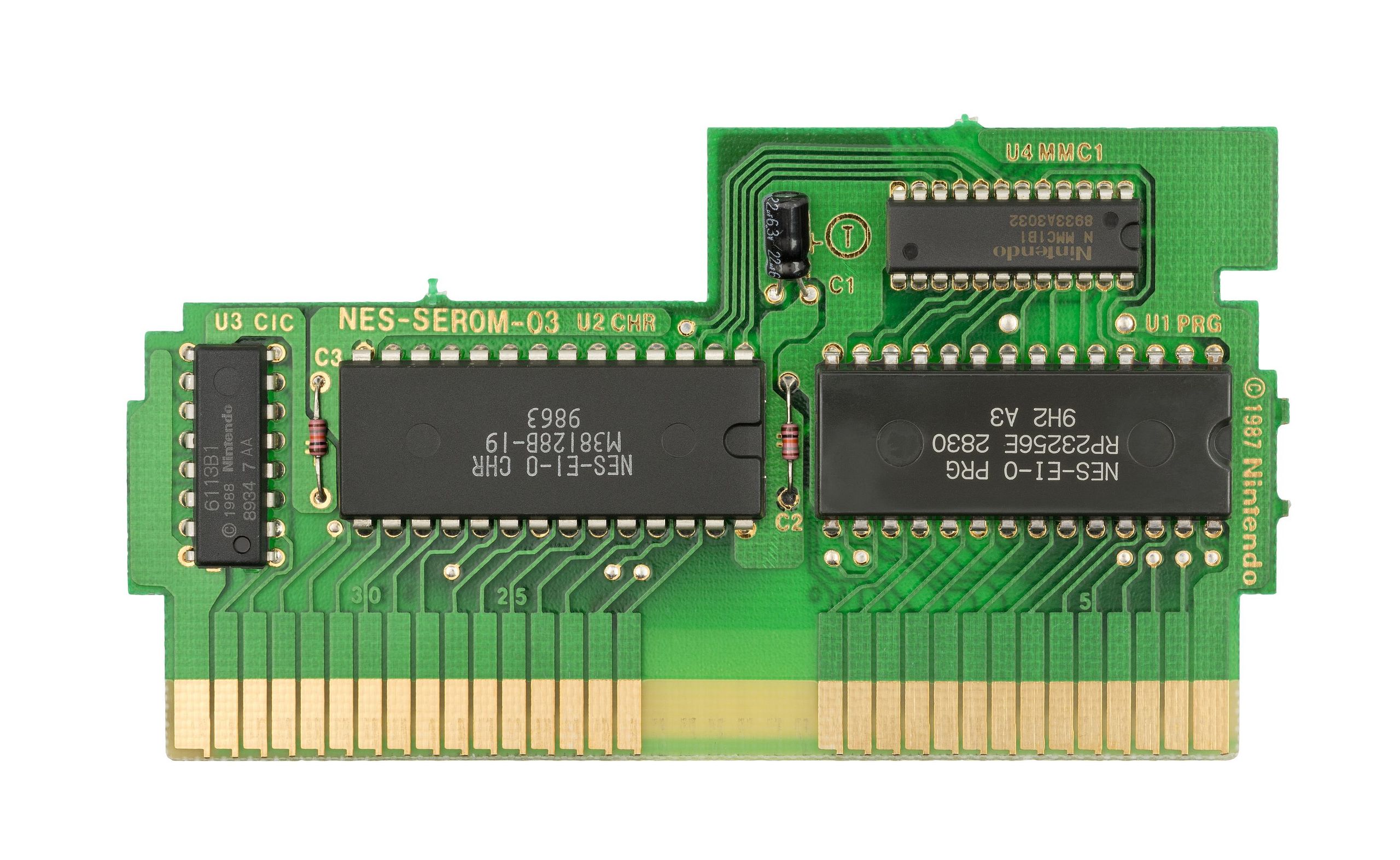 Esempio di cartridge (nello specifico il gioco memorizzato é Tetris) fonte Wikimedia (https://commons.wikimedia.org/wiki/User:Evan-Amos)